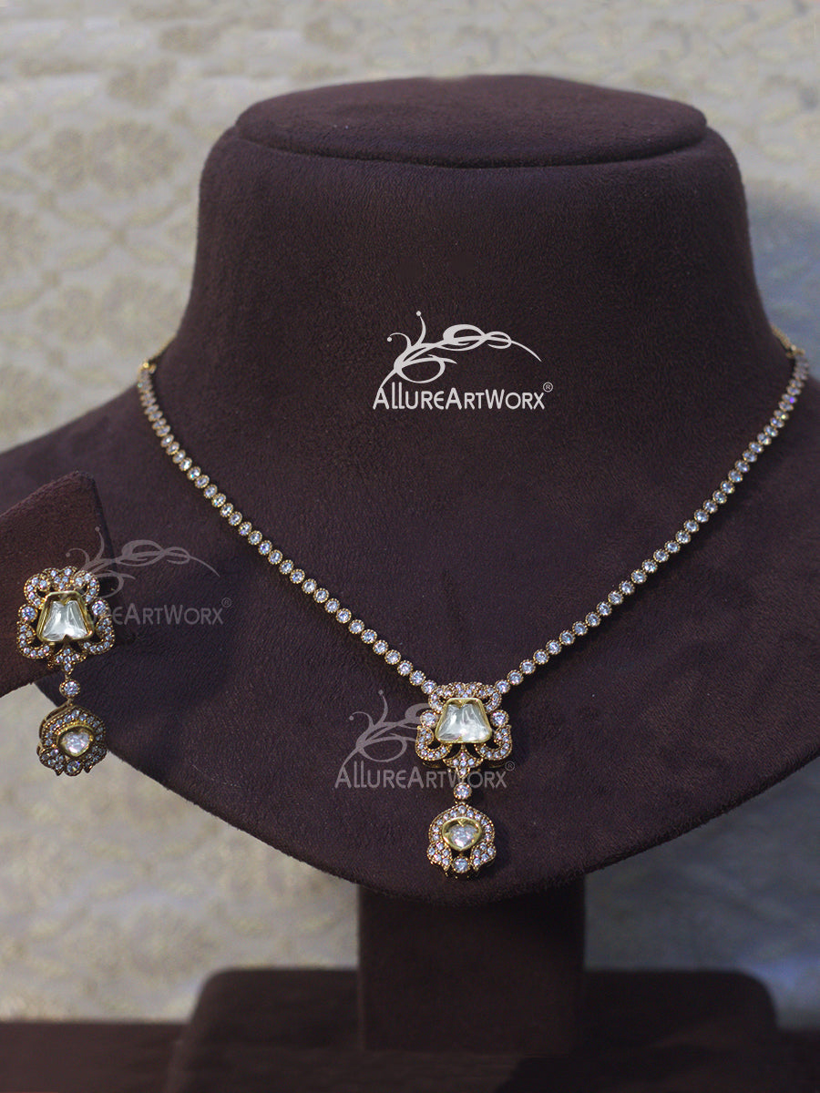 Trendy Necklace